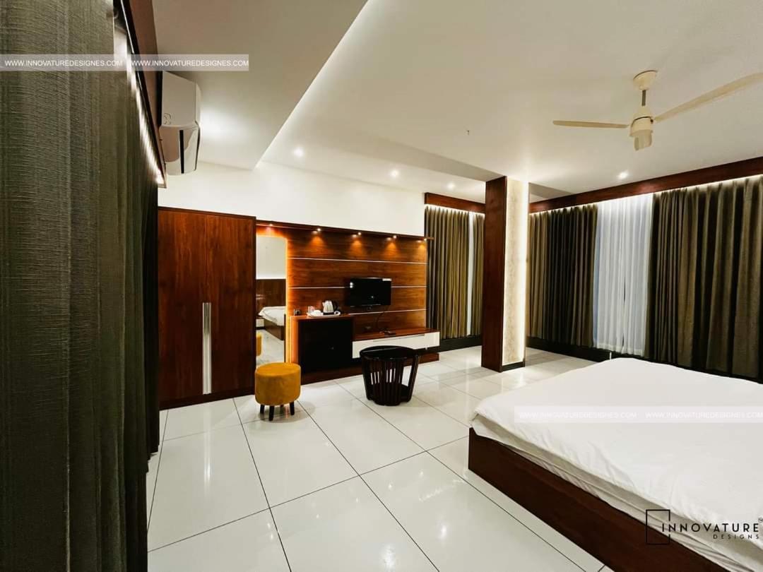 Hotel 24Inn Residency Pathanamthitta Exterior photo